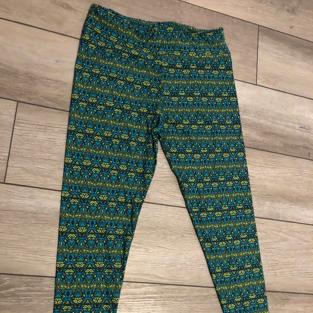 Tall and Curvy LulaRoe leggings